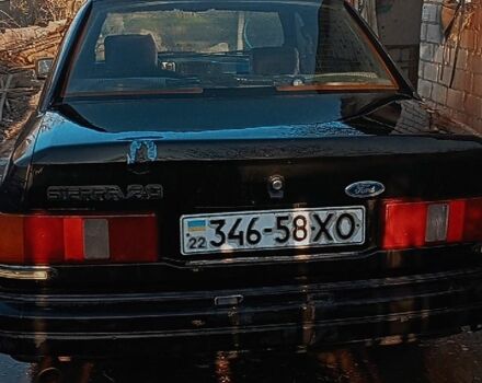 Чорний Форд Сієрра, об'ємом двигуна 2 л та пробігом 100 тис. км за 1038 $, фото 1 на Automoto.ua