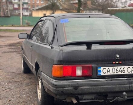 Черный Форд Сиерра, объемом двигателя 1.6 л и пробегом 158 тыс. км за 1250 $, фото 5 на Automoto.ua