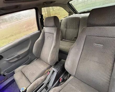 Черный Форд Сиерра, объемом двигателя 1.6 л и пробегом 158 тыс. км за 1250 $, фото 6 на Automoto.ua