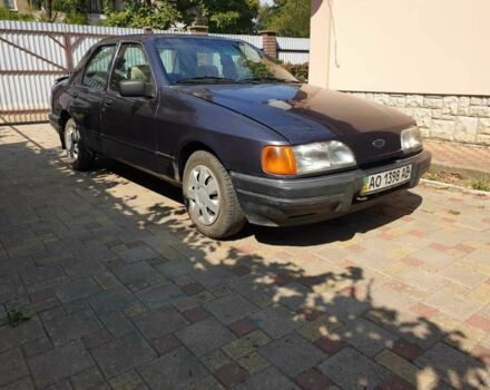 Форд Сієрра 1987 у Ужгороді на Automoto.ua Фіолетовий Форд Сієрра, об'ємом двигуна 2 л та пробігом 90 тис. км за 2000 $, фото 1 на Automoto.ua