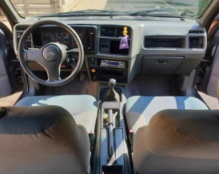 Форд Сієрра 1987 у Ужгороді на Automoto.ua Фіолетовий Форд Сієрра, об'ємом двигуна 2 л та пробігом 90 тис. км за 2000 $, фото 8 на Automoto.ua