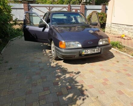 Форд Сієрра 1987 у Ужгороді на Automoto.ua Фіолетовий Форд Сієрра, об'ємом двигуна 2 л та пробігом 90 тис. км за 2000 $, фото 2 на Automoto.ua
