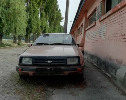 Коричневый Форд Сиерра, объемом двигателя 2.3 л и пробегом 200 тыс. км за 600 $, фото 4 на Automoto.ua