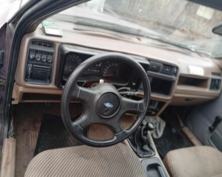 Коричневый Форд Сиерра, объемом двигателя 2 л и пробегом 300 тыс. км за 400 $, фото 5 на Automoto.ua