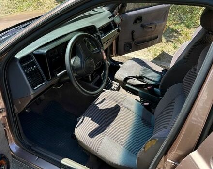 Коричневий Форд Сієрра, об'ємом двигуна 2 л та пробігом 777 тис. км за 950 $, фото 1 на Automoto.ua