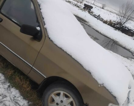 Коричневый Форд Сиерра, объемом двигателя 2 л и пробегом 1 тыс. км за 355 $, фото 5 на Automoto.ua