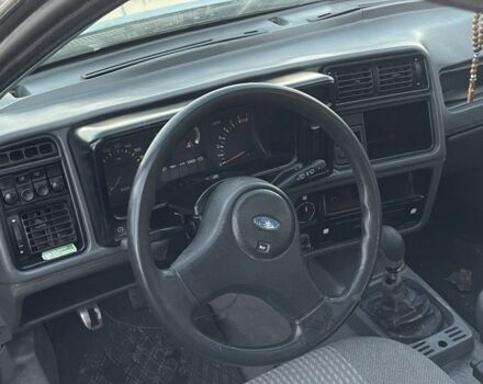 Коричневый Форд Сиерра, объемом двигателя 2 л и пробегом 40 тыс. км за 619 $, фото 4 на Automoto.ua