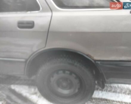 Коричневый Форд Сиерра, объемом двигателя 2 л и пробегом 60 тыс. км за 800 $, фото 4 на Automoto.ua