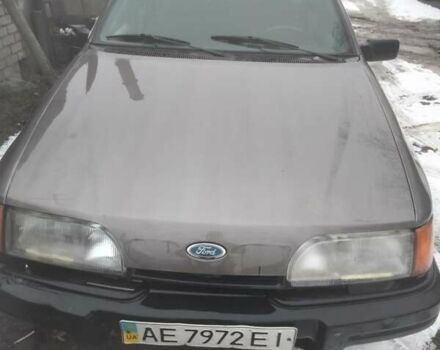 Коричневый Форд Сиерра, объемом двигателя 2 л и пробегом 60 тыс. км за 800 $, фото 1 на Automoto.ua