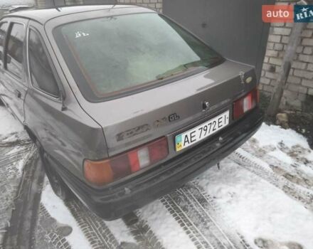 Коричневый Форд Сиерра, объемом двигателя 2 л и пробегом 60 тыс. км за 800 $, фото 1 на Automoto.ua