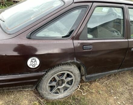 Коричневый Форд Сиерра, объемом двигателя 2 л и пробегом 3 тыс. км за 400 $, фото 1 на Automoto.ua