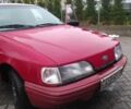 Красный Форд Сиерра, объемом двигателя 1.8 л и пробегом 200 тыс. км за 650 $, фото 4 на Automoto.ua