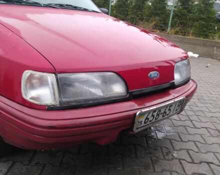 Красный Форд Сиерра, объемом двигателя 1.8 л и пробегом 200 тыс. км за 650 $, фото 3 на Automoto.ua