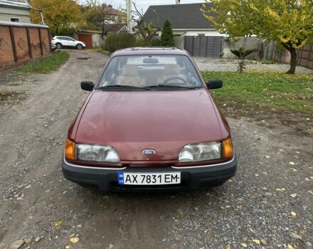 Красный Форд Сиерра, объемом двигателя 1.6 л и пробегом 200 тыс. км за 1450 $, фото 6 на Automoto.ua