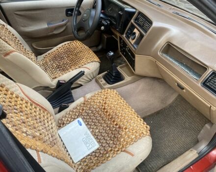 Красный Форд Сиерра, объемом двигателя 1.6 л и пробегом 200 тыс. км за 1450 $, фото 16 на Automoto.ua