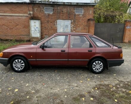 Красный Форд Сиерра, объемом двигателя 1.6 л и пробегом 200 тыс. км за 1450 $, фото 2 на Automoto.ua