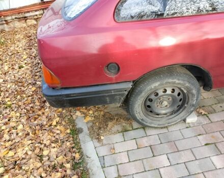 Красный Форд Сиерра, объемом двигателя 1 л и пробегом 325 тыс. км за 600 $, фото 3 на Automoto.ua