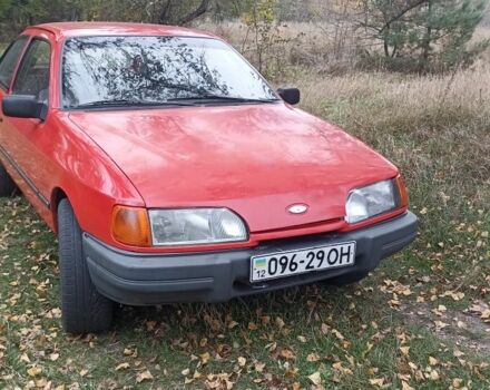 Красный Форд Сиерра, объемом двигателя 2 л и пробегом 230 тыс. км за 900 $, фото 2 на Automoto.ua