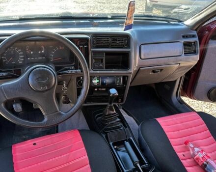 Форд Сієрра 1989 у Чернівцях на Automoto.ua Червоний Форд Сієрра, об'ємом двигуна 2 л та пробігом 1 тис. км за 1350 $, фото 4 на Automoto.ua