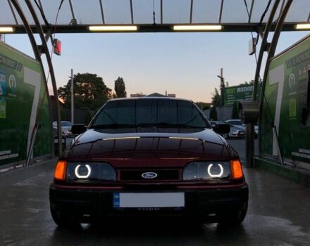 Красный Форд Сиерра, объемом двигателя 2 л и пробегом 250 тыс. км за 3333 $, фото 3 на Automoto.ua