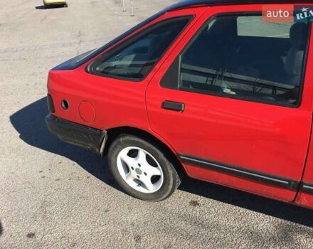 Красный Форд Сиерра, объемом двигателя 2 л и пробегом 270 тыс. км за 1750 $, фото 2 на Automoto.ua
