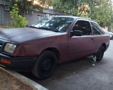 Красный Форд Сиерра, объемом двигателя 2 л и пробегом 60 тыс. км за 416 $, фото 5 на Automoto.ua