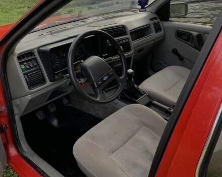 Червоний Форд Сієрра, об'ємом двигуна 2 л та пробігом 1000 тис. км за 1750 $, фото 2 на Automoto.ua