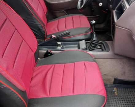 Красный Форд Сиерра, объемом двигателя 2.3 л и пробегом 500 тыс. км за 1663 $, фото 3 на Automoto.ua