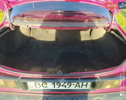 Красный Форд Сиерра, объемом двигателя 1.8 л и пробегом 300 тыс. км за 1000 $, фото 4 на Automoto.ua