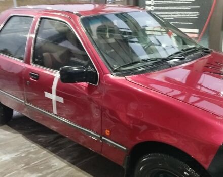 Червоний Форд Сієрра, об'ємом двигуна 2 л та пробігом 100 тис. км за 841 $, фото 6 на Automoto.ua