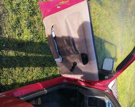 Красный Форд Сиерра, объемом двигателя 1.8 л и пробегом 300 тыс. км за 1000 $, фото 7 на Automoto.ua