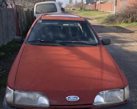 Красный Форд Сиерра, объемом двигателя 2 л и пробегом 3 тыс. км за 713 $, фото 1 на Automoto.ua