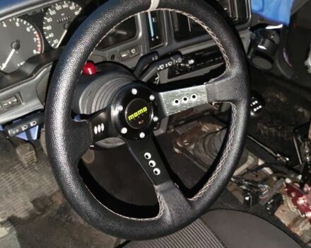 Красный Форд Сиерра, объемом двигателя 1.8 л и пробегом 99 тыс. км за 1750 $, фото 1 на Automoto.ua