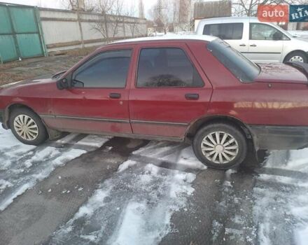 Червоний Форд Сієрра, об'ємом двигуна 2 л та пробігом 250 тис. км за 1800 $, фото 2 на Automoto.ua