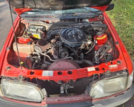 Красный Форд Сиерра, объемом двигателя 2 л и пробегом 50 тыс. км за 716 $, фото 6 на Automoto.ua