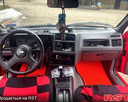 Красный Форд Сиерра, объемом двигателя 1.6 л и пробегом 211 тыс. км за 1200 $, фото 4 на Automoto.ua