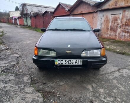 Красный Форд Сиерра, объемом двигателя 2 л и пробегом 500 тыс. км за 639 $, фото 2 на Automoto.ua