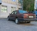 Красный Форд Сиерра, объемом двигателя 2 л и пробегом 300 тыс. км за 750 $, фото 1 на Automoto.ua