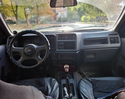 Красный Форд Сиерра, объемом двигателя 2 л и пробегом 50 тыс. км за 716 $, фото 3 на Automoto.ua