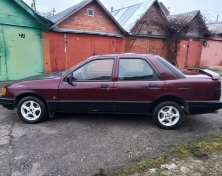 Красный Форд Сиерра, объемом двигателя 2 л и пробегом 500 тыс. км за 639 $, фото 7 на Automoto.ua