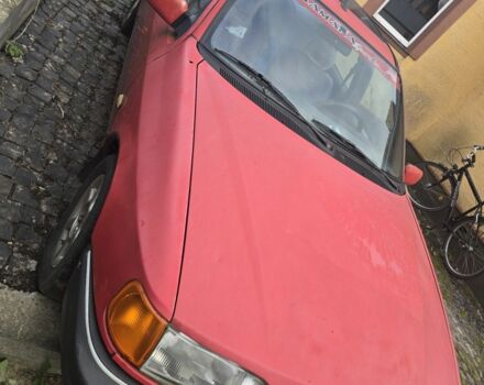 Красный Форд Сиерра, объемом двигателя 1.8 л и пробегом 12 тыс. км за 500 $, фото 1 на Automoto.ua