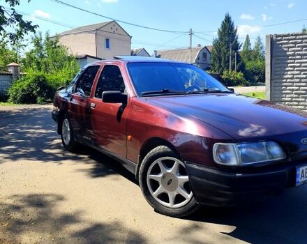 Красный Форд Сиерра, объемом двигателя 2 л и пробегом 0 тыс. км за 1300 $, фото 2 на Automoto.ua