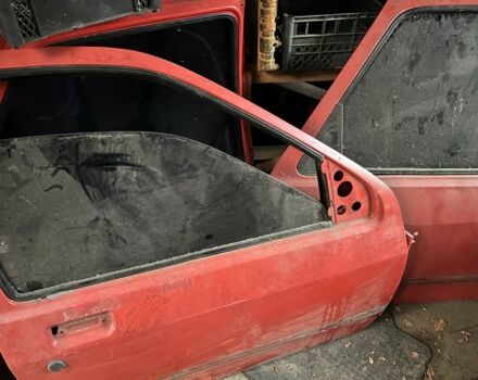 Червоний Форд Сієрра, об'ємом двигуна 2 л та пробігом 3 тис. км за 900 $, фото 21 на Automoto.ua