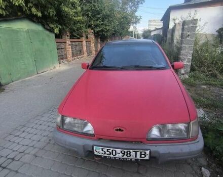 Красный Форд Сиерра, объемом двигателя 1.6 л и пробегом 100 тыс. км за 700 $, фото 2 на Automoto.ua