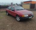 Красный Форд Сиерра, объемом двигателя 2 л и пробегом 500 тыс. км за 650 $, фото 1 на Automoto.ua