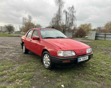 Красный Форд Сиерра, объемом двигателя 1.8 л и пробегом 300 тыс. км за 750 $, фото 2 на Automoto.ua