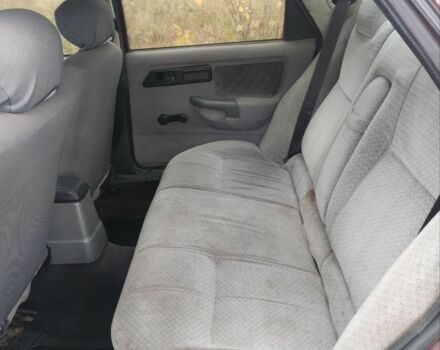 Форд Сієрра 1990 у Івано-Франківську на Automoto.ua Червоний Форд Сієрра, об'ємом двигуна 2 л та пробігом 300 тис. км за 1250 $, фото 4 на Automoto.ua