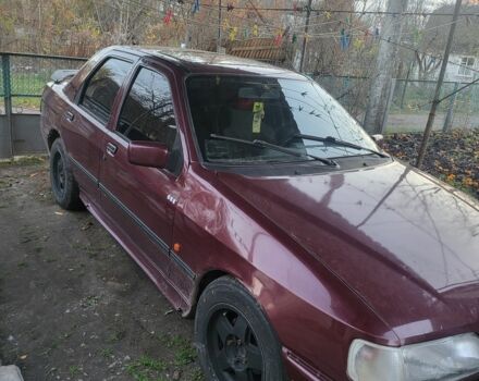 Червоний Форд Сієрра, об'ємом двигуна 2 л та пробігом 200 тис. км за 1500 $, фото 4 на Automoto.ua