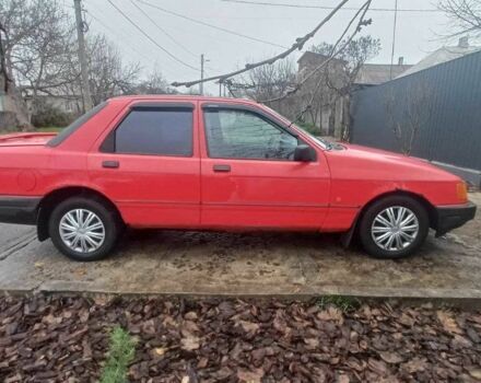 Красный Форд Сиерра, объемом двигателя 2 л и пробегом 250 тыс. км за 1200 $, фото 1 на Automoto.ua