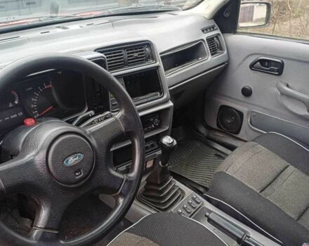 Красный Форд Сиерра, объемом двигателя 2 л и пробегом 250 тыс. км за 1200 $, фото 8 на Automoto.ua